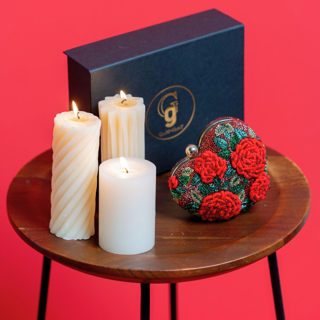 Rose Garden Heart Clutch