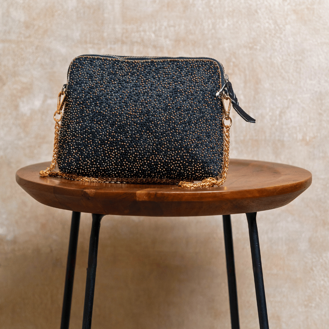 Wild Whisper Slingbag