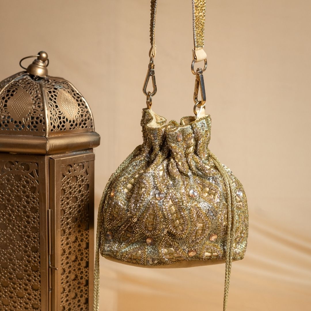 Camilla Gold Potli