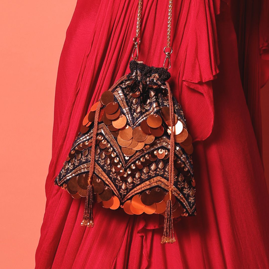 Taraaya Copper Potli