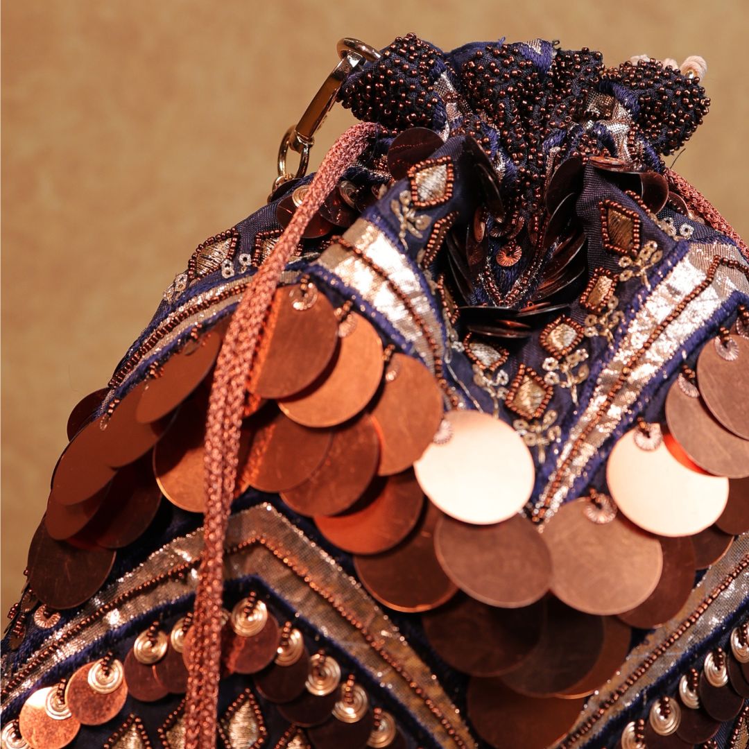 Taraaya Copper Potli