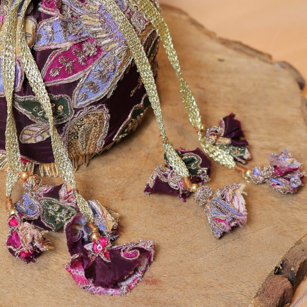 Plum Aura