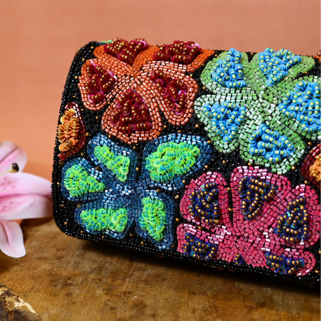 Aurelia Clutch