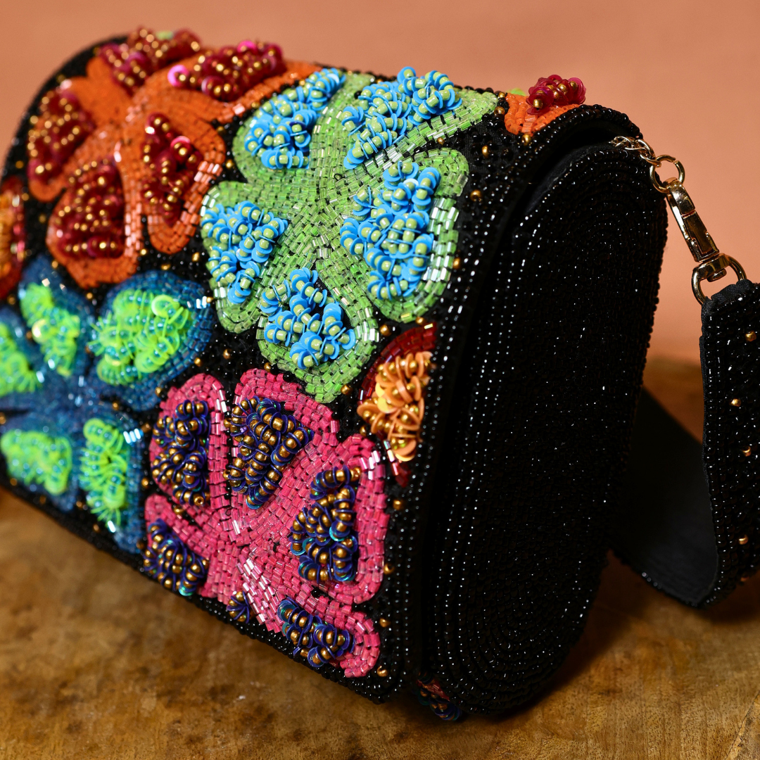 Aurelia Clutch