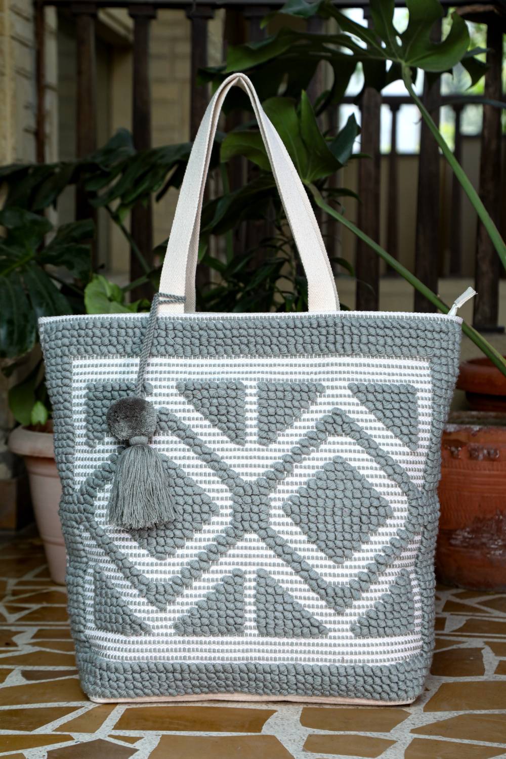 Frizzy Tote