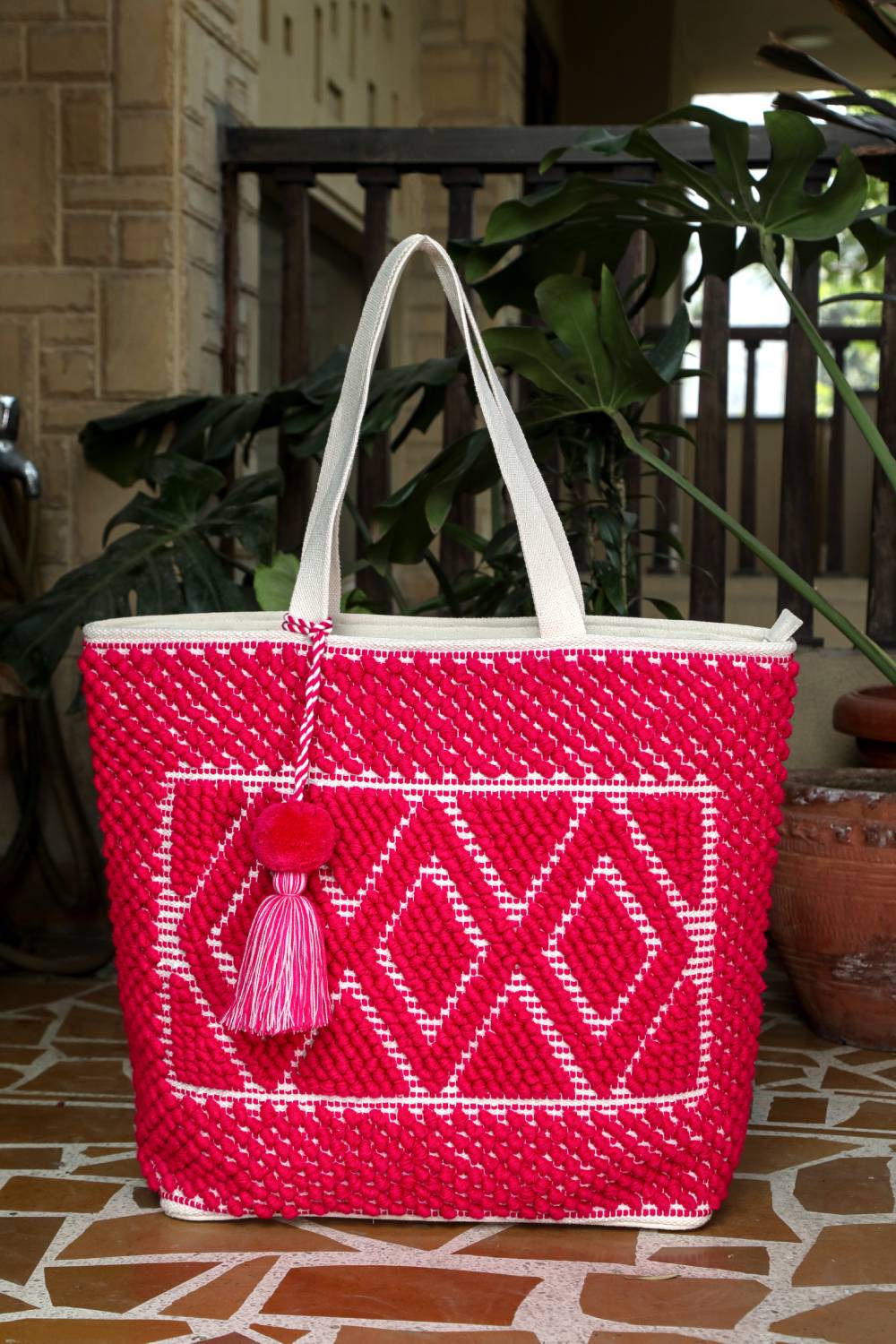 Frizzy Tote