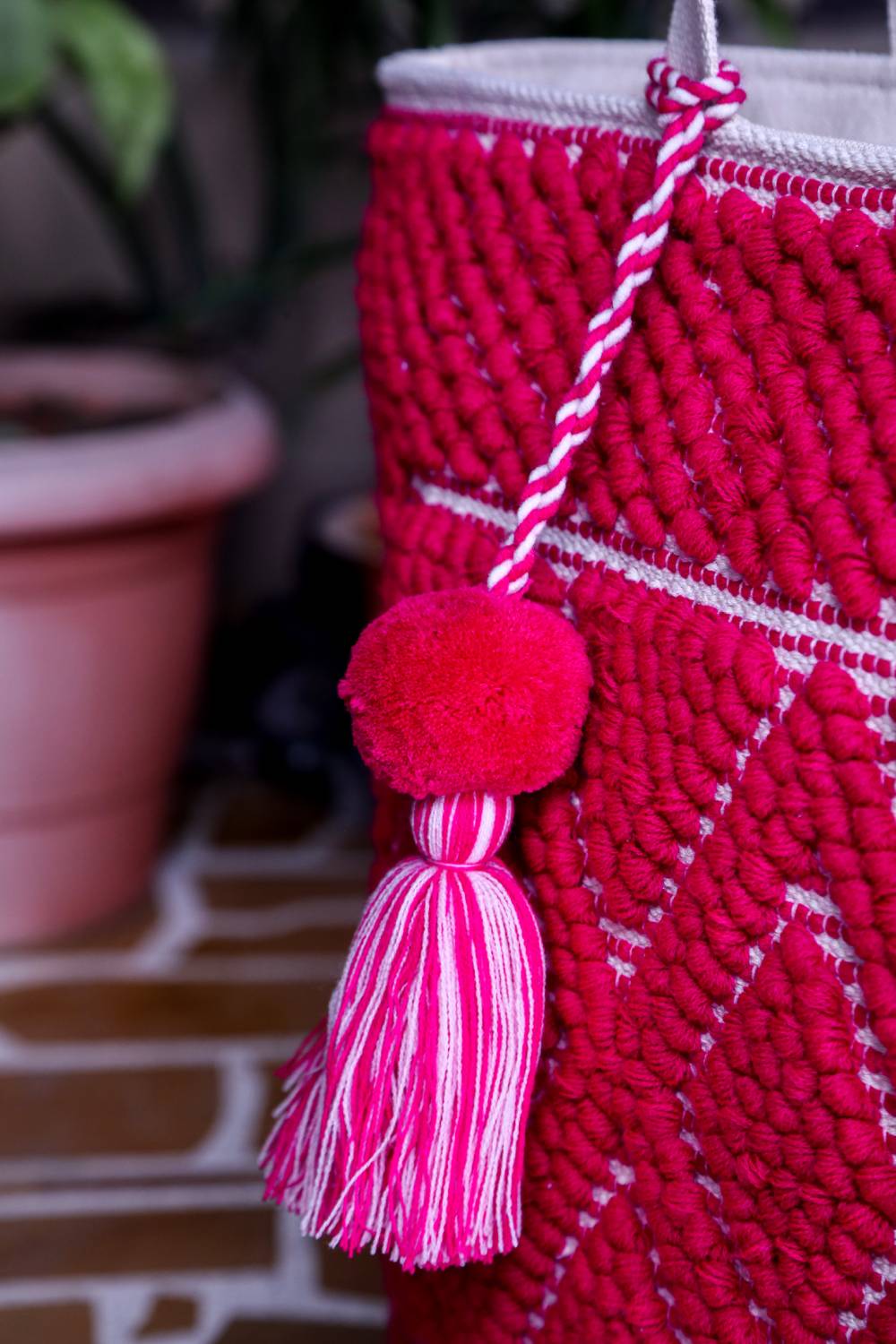 Frizzy Tote