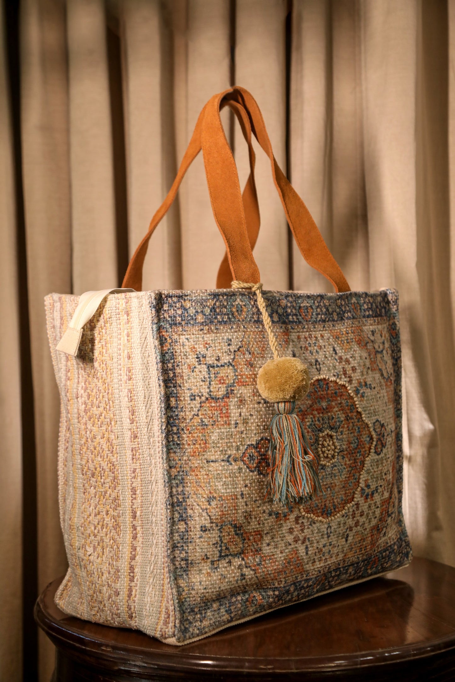 Rome Carpet Tote