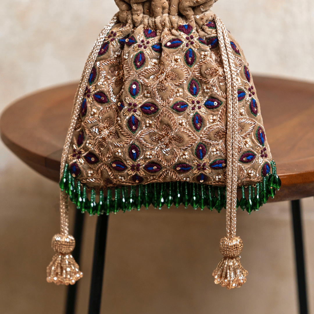 Regal Emerald Potli