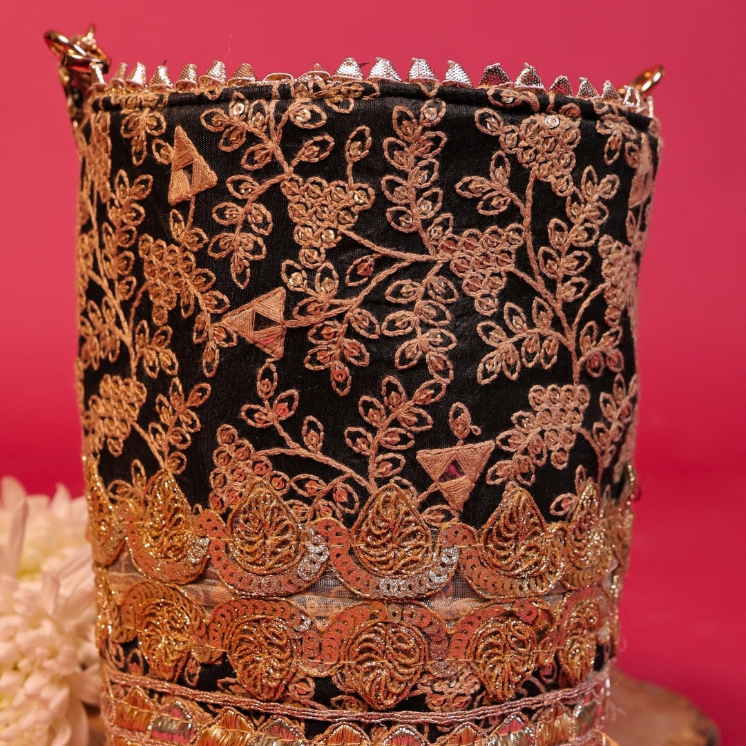 Begum-e-Zar Potli