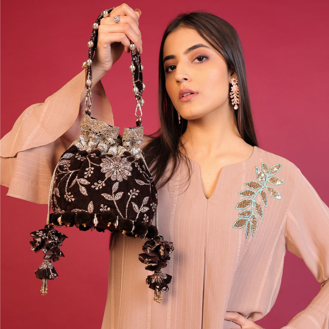 Zeenat-e-Sham Potli