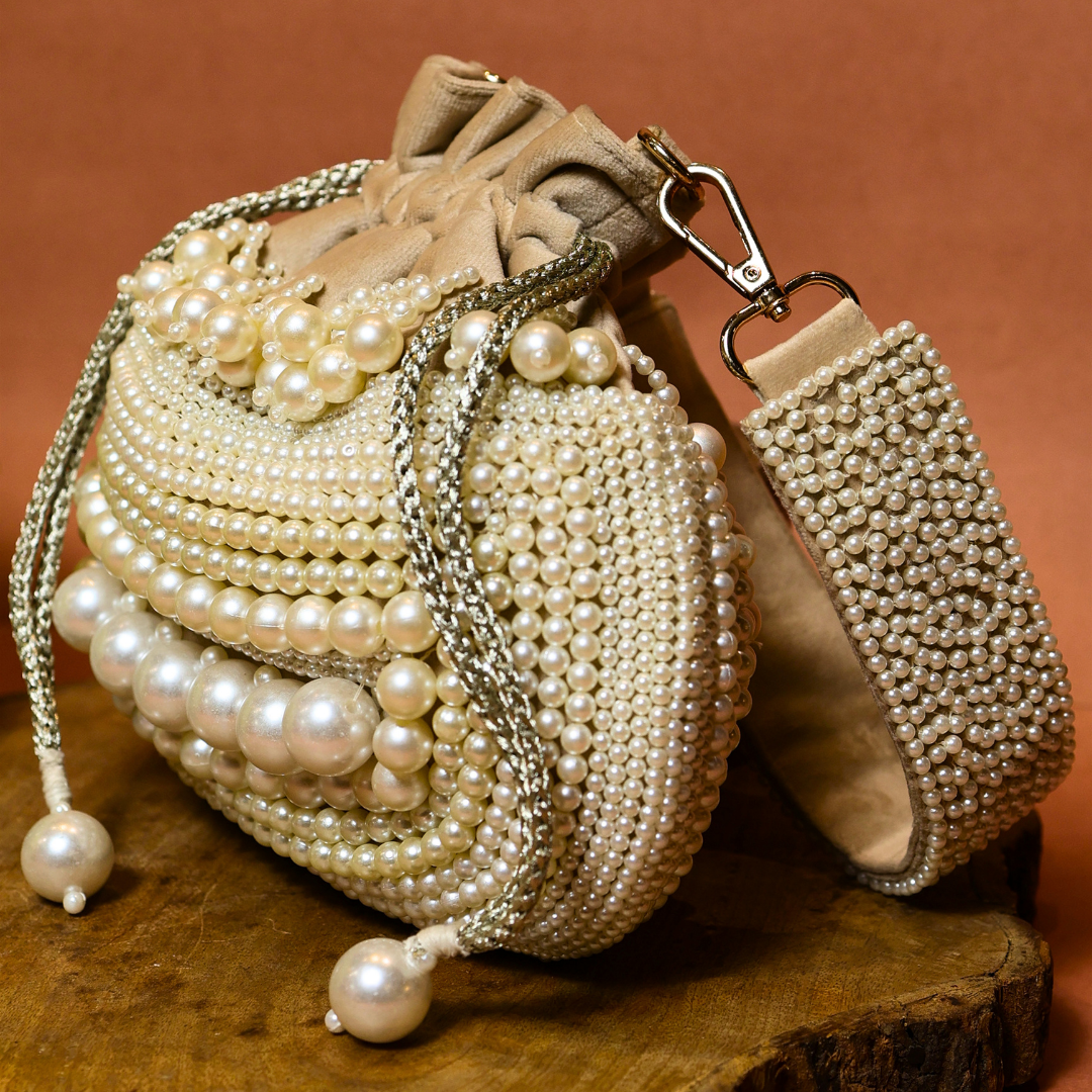 Pearl Éclat Potli