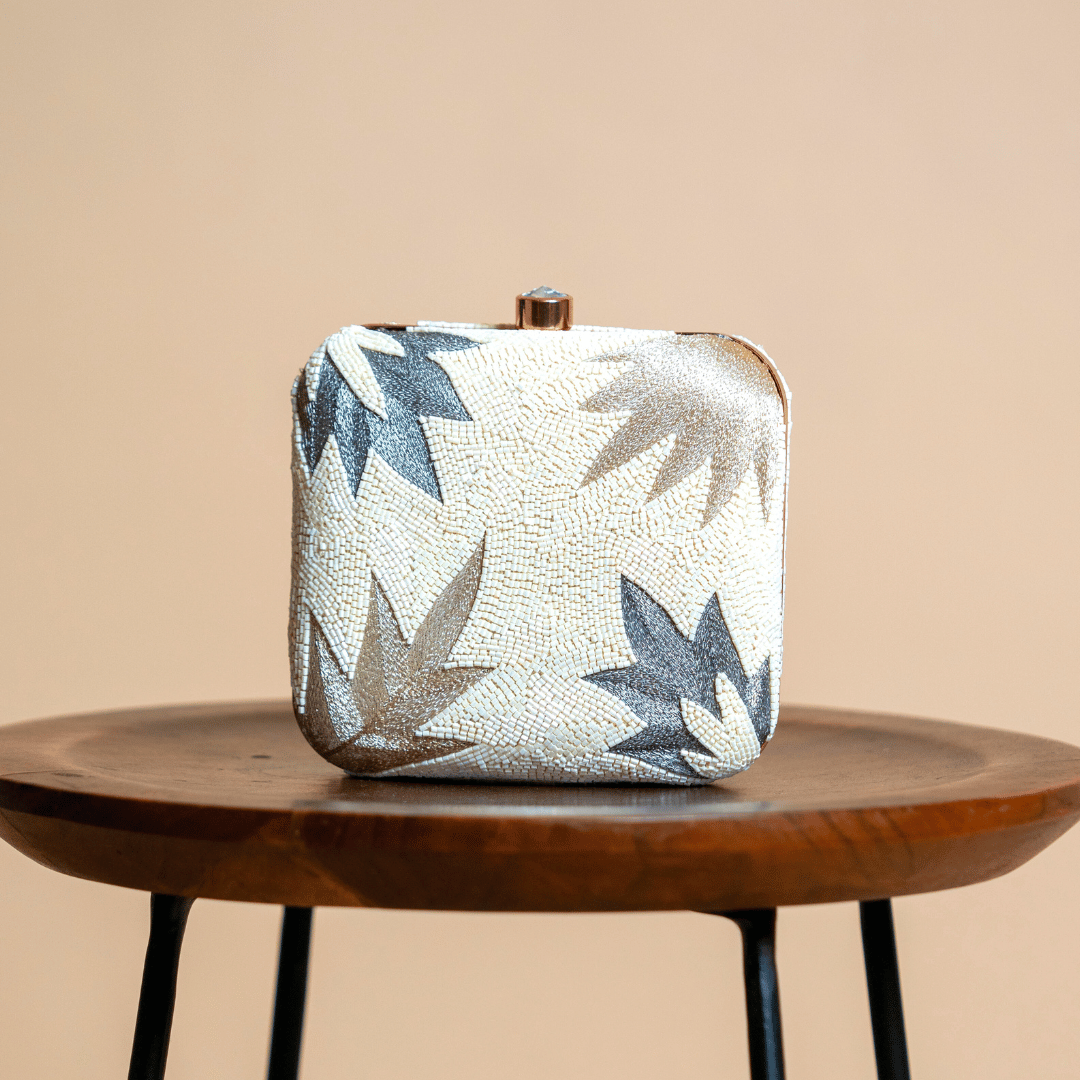 Silken Spark Clutch