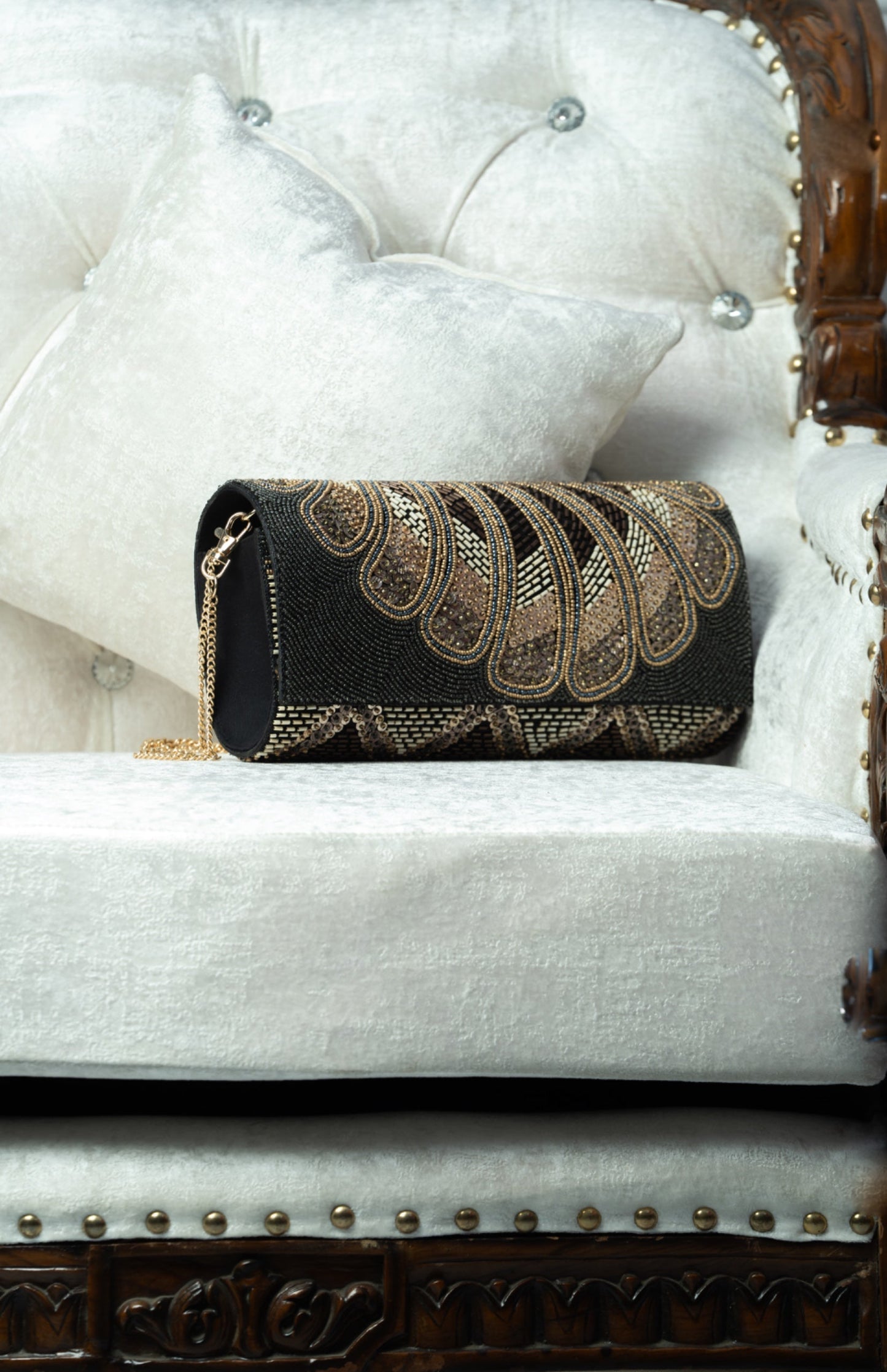 Maria vintage beaded clutch